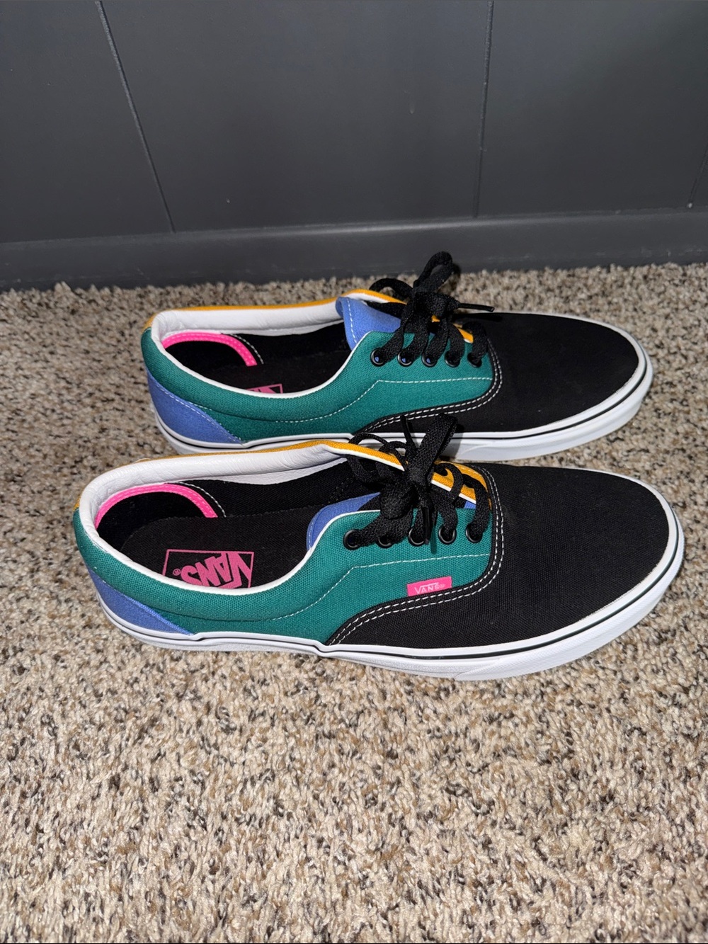 Vans Colorblock Era Low Top Sneakers - Black/Green/Blue/Pink. Men’s Size 11.5
